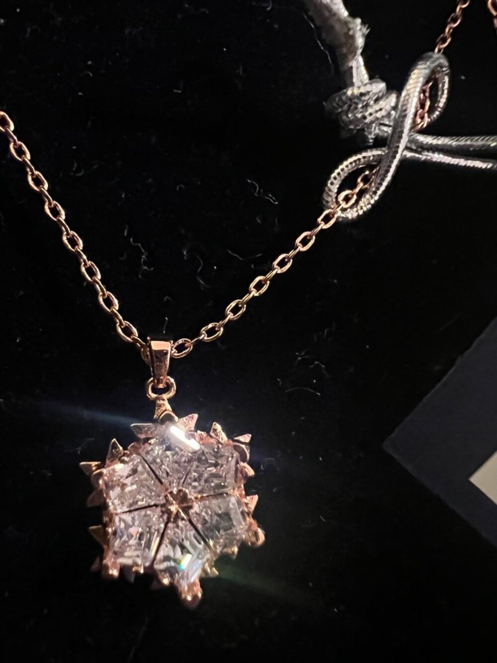 Swarovski Idyllia Snowflake Pendant Necklace Rose Gold Plated Crystal Zirconia W